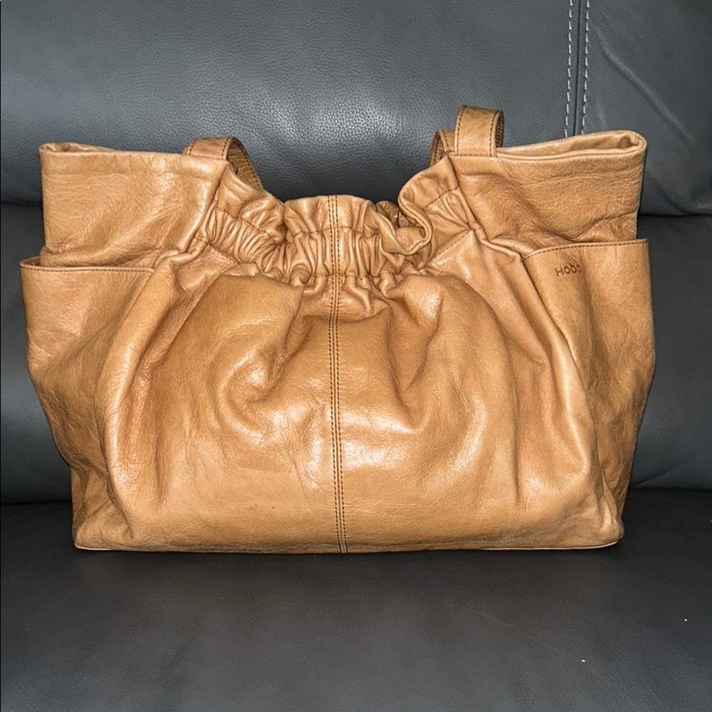 Hobo International Women's Tan Leather Bag